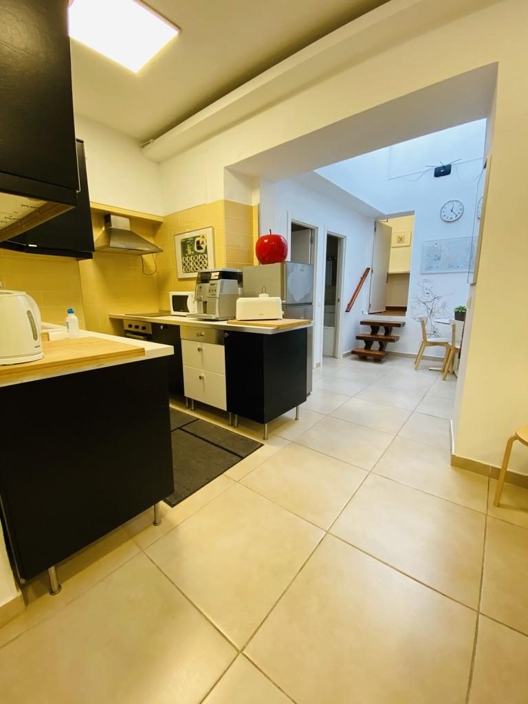 Equipped kitchen in student accommodation